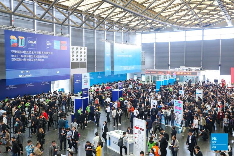 云展網(wǎng) 一站式會展服務(wù)平臺，打造高效會務(wù)體驗